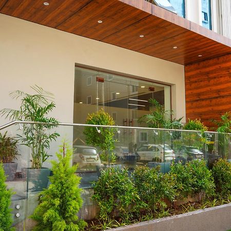 Casa Hotel & Suites, Gachibowli, Hyderabad Exterior photo