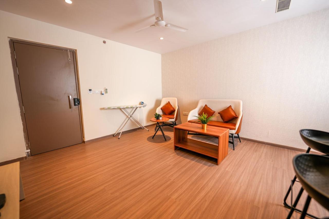 Casa Hotel & Suites, Gachibowli, Hyderabad Exterior photo